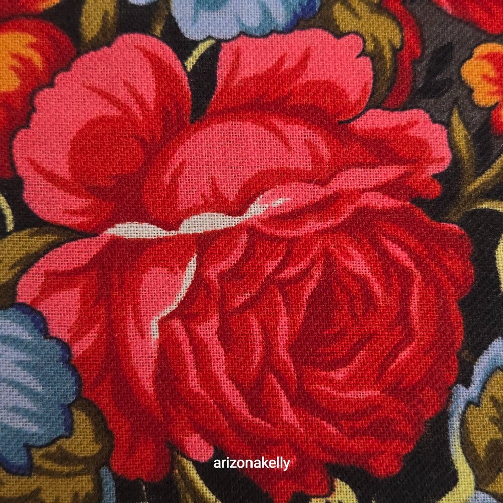 NWOT Pavlovo Posad Wool Square Scarf Vibrant Floral Design - Picture 13 of 14